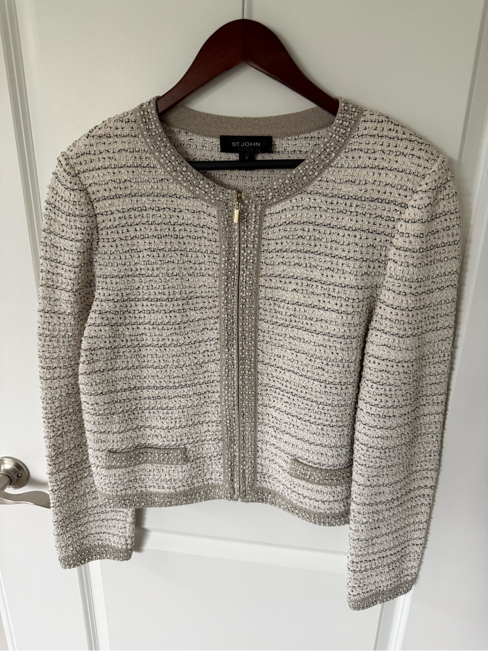 St. John Textured Knit Jacket Padded Shoulders Size 12